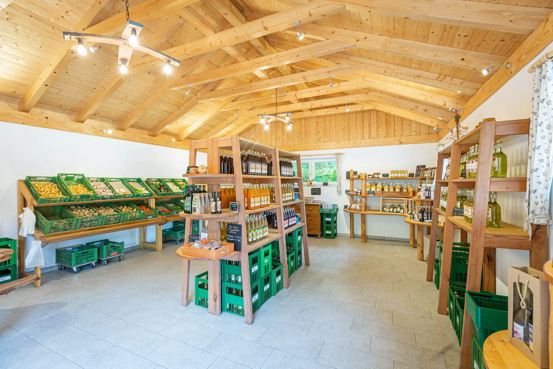 Hofladen in Walding der Familie Lackner Hofkellerei