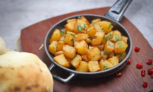 pexels-shameel-mukkath-3421394-14883750